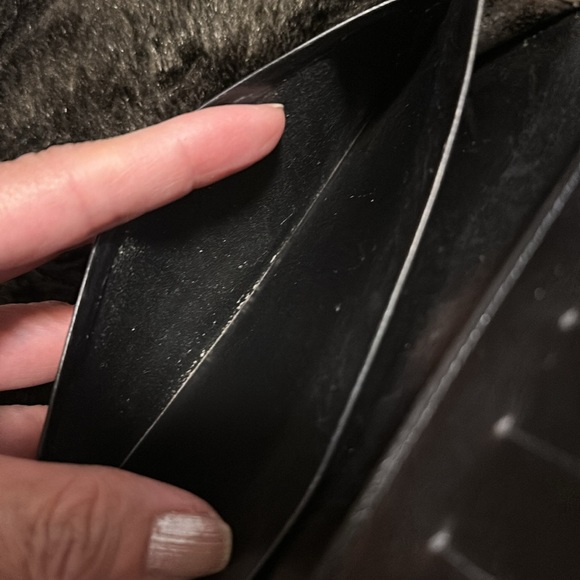 Louis Vuitton - Picture 10 of 10